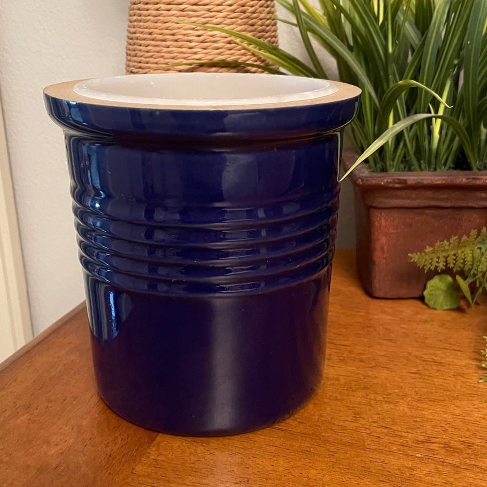 The Pampered Chef Stoneware Utensil Crock w/Insert